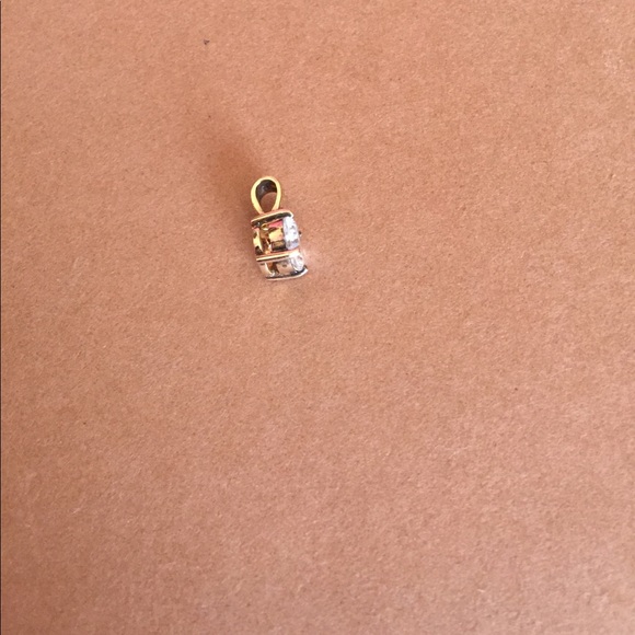 Sterling silver small pendant with cubic zirconia - Picture 4 of 5